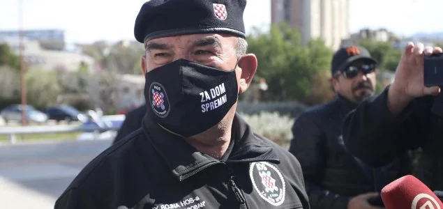 Homo Duplex u Državi Lastex